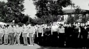 1970 год. Тюмень. Ж\Д вокзал. Прибытие студенческих стройотрядов с Украины.