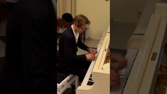 Improvisation on two pianos