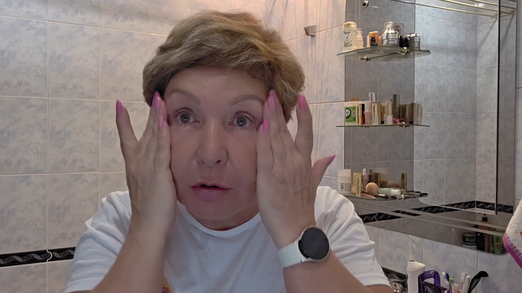 имплант болит...наша красота нужна нам всегда 👩🦰👩🦱❤️