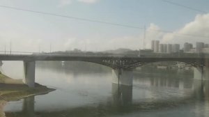 Через Енисей по железнодорожному мосту (Транссибирская магистраль, Красноярск).