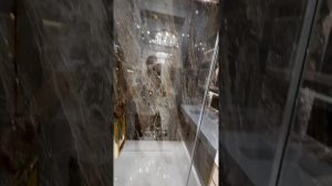 А у вашего туалетного ершика какая проба золота? У нашего вот 585-я.