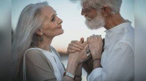 Татьяна Юлова  "История одной любви" читает Любовь Б.