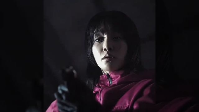 круто охранница 011