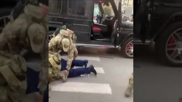 Сына главы азербайджанской диаспоры, сбившего бойца ФСБ, задержали.