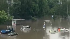 Москву буквально затапливает сильными ливнями! 😱