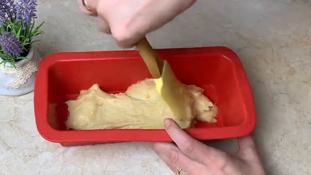 Простой Пирог Без молока, Без Яиц и масла. Потрясающий быстрый пирог, который тает во рту!