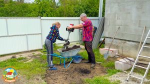 Жизнь на хуторе. Делаем столбчатый фундамент под веранду.