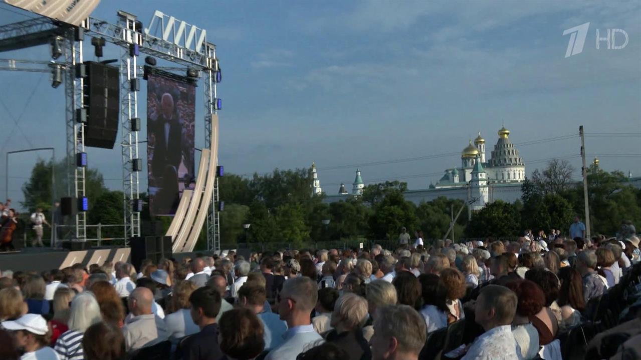 Фестиваль "Лето. Музыка, Музей" завершился концертом в честь композиторов Исаака и Максима Дунаев...