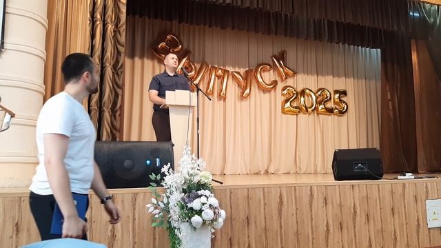 Вручение дипломов выпускникам зоофакультета НГАТУ - 2025, 2, замминистра с/х НО Николай ХОМУТОВ