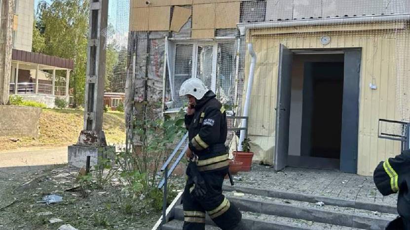 Украинский беспилотник атаковал социальный объект в Шебекино