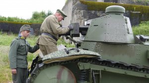 Демонтаж макета 37-мм пушки SA 18 из макета танка Renault FT, 6 июля 2025