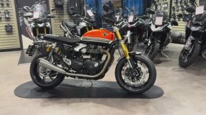 Triumph Speed Twin 1200 RS 2025 - Круговой обзор