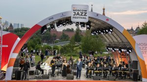 Herbie Hancock - «Chameleon»
Концертный биг-бэнд Академии джаза п/у П. Овчинникова