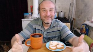 затрак. немного из жития Димитрия Пустынника. мукбанг. обжор. еда на камеру. диета. шизофрения.