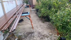 Первый день наших строительных работ подошёл к завершению.