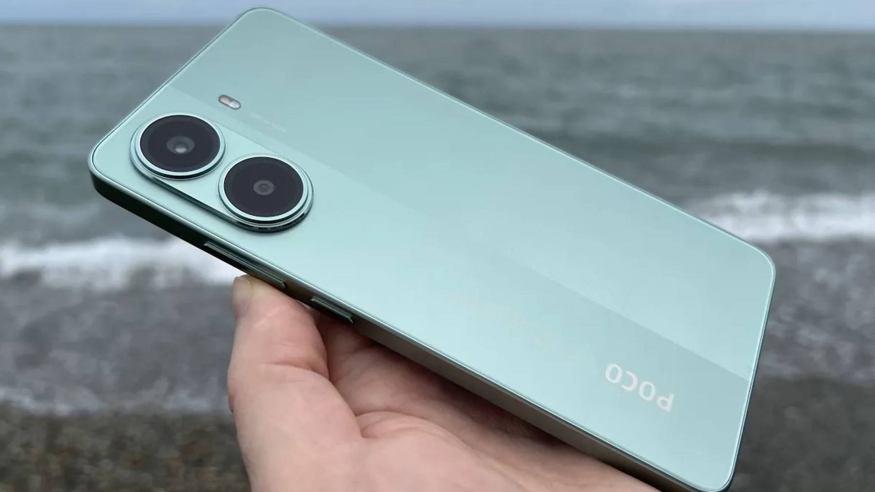 Пол Года POCO X7 PRO - ВЫБЕСИЛ это ЖЕСТЬ! Почему Стоит Купить Смартфон Xiaomi а не iPhone