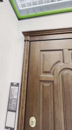 Входная дверь Гардиан для частного дома с отделкой из фибропараллели