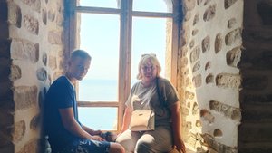 Генуэзская крепость. Судак. Столовая "ЕДА" у крепости