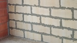 Газоблок на клей , ровный шов