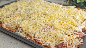 Вкуснее чем мясо по-французски! Сменила основной ингредиент, все были в восторге!