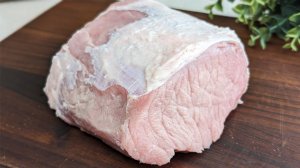 Узнайте, как сделать свиные отбивные нежными и сочными! Просто и вкусно