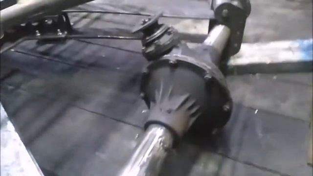 Продолжаю строить самодельный квадроцикл с двигателем 1ZZ FE Ставлю рессоры и устанавливаю мосты смотреть онлайн