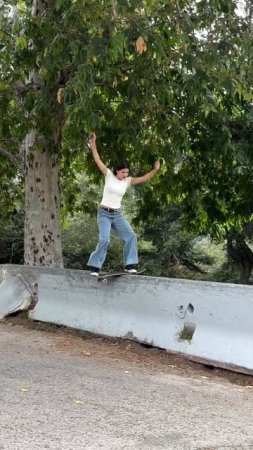 На Скейте по Бетону 🩶🛹