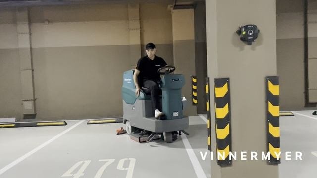 VinnerMyer S860R ECO поломоечная машина с местом для оператора