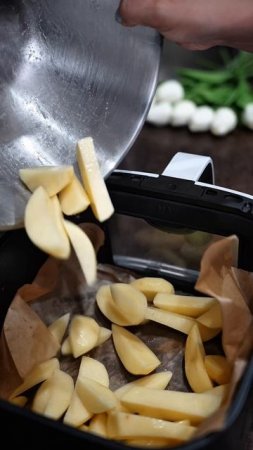 🍗 Куриные голени с карри — сочные внутри, с румяной корочкой снаружи!