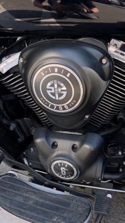 Как звучит 1700 кубов V-образный двигатель Kawasaki?