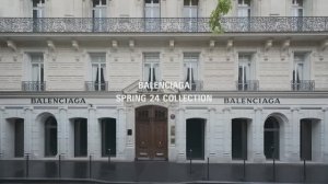 Показ мод Balenciaga весна-лето 2024