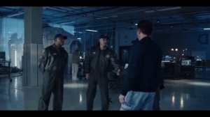 Падение Луны -Краткий Пересказ