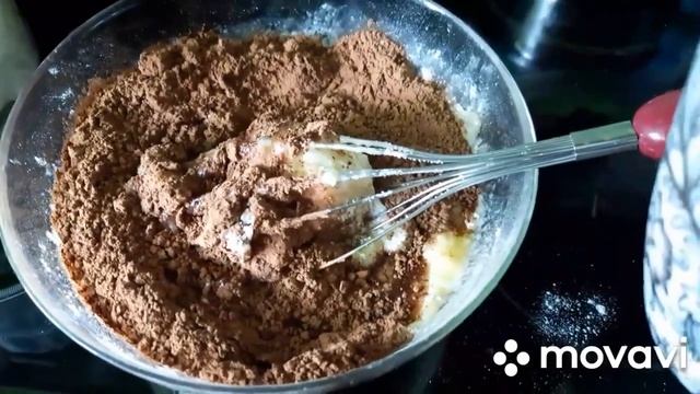 ШОКОЛАДНЫЙ ПИРОГ С БАНАНАМИ