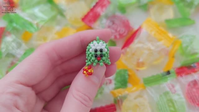 Мастер-класс Кругляш Ам Ням с конфетой из Бисера  Мастер-класс для начинающих