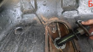Замена топливного фильтра грубой очистки на Волге ГАЗ 3102 с инжекторным мотором ЗМЗ 406