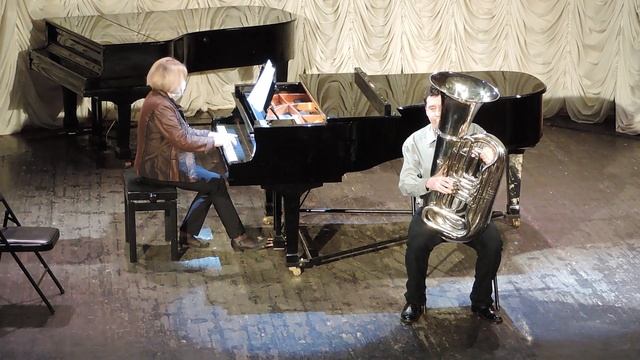 Инструментальный номер (туба) (2021) смотреть онлайн