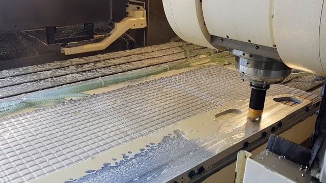 Оснащение портальных станков вакуумными столами решетчатого типа 1