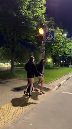 Переходим дорогу правильно