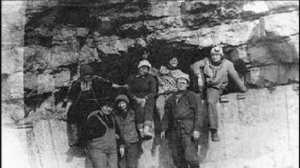 С чем столкнулись спелеологи в древней пещере