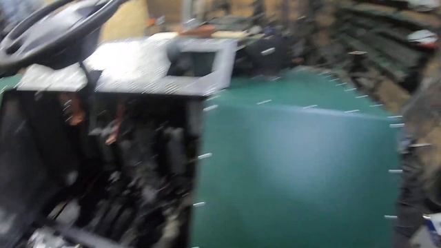 Небольшой обзор вездехода-переломки на этапе завершения.