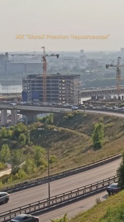 Вид с откоса улицы Ярославской на 3 новостройки Нижегородского района // Июль 2025