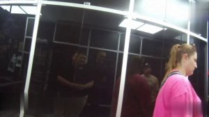 Один город, одинаковые нарушения в одной и той же торговой сети, но как по-разному работает полиция