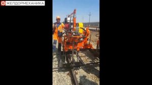 Подъемно-рихтовочный блок БПР и шпалоподбивочный блок ШПБ-2