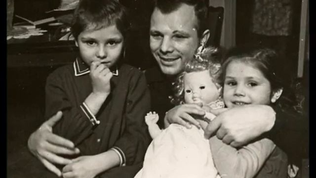 Юрий Гагарин-Первый космонавт мира. смотреть онлайн