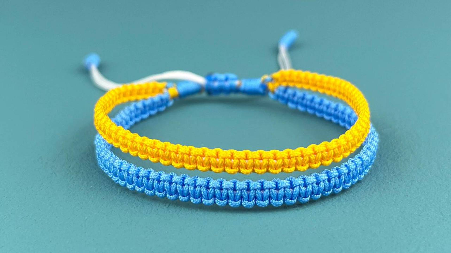 Пошаговое руководство по изготовлению простого браслета из макраме смотреть онлайн