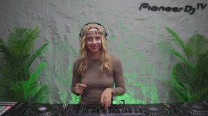 FORTAWII @PioneerDJTVru   tech house &breaks