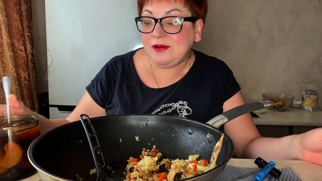 ВОТ И НАСЫТИЛАСЬ👍/ХОЧЕШЬ КРЕВЕТОК,А ЕСТЬ КАРТОШКА ЕШЬ ЕЕ-ВЫЖИВАНИЕ В НАШИ ДНИ/МУКБАНГ