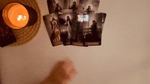 МЕЖДУ ВАМИ ТИШИНА❣️ВСПОМИНАЕТ ЛИ❓ДУМАЕТ ЛИ О ВАС❓ТАРО РАСКЛАД