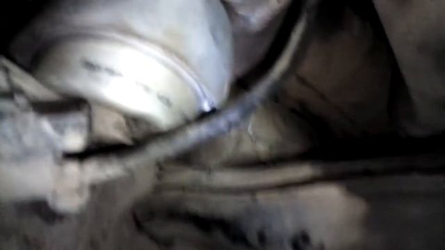 Volkswagen Passat B5 замена подушек двигателя/Volkswagen Passat B5 engine mount replacement смотреть онлайн