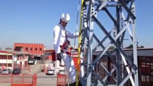 Создание гибкой анкерной линии с помощью стекловолоконной штанги Пасторале